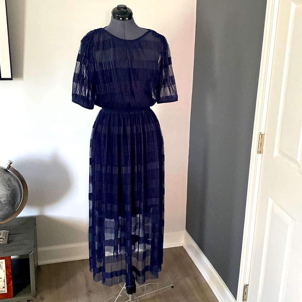 NY Collection Dark Blue Maxi, Pleated Tulle Dress w/Short, Puffy Sleeves, Size M